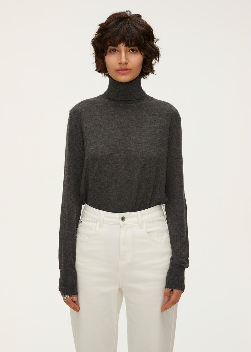 Women's Turtle Neck Lambswool Sweater