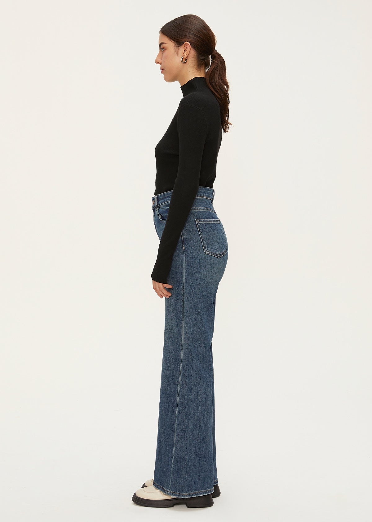 Women's High Rise Flare Jeans