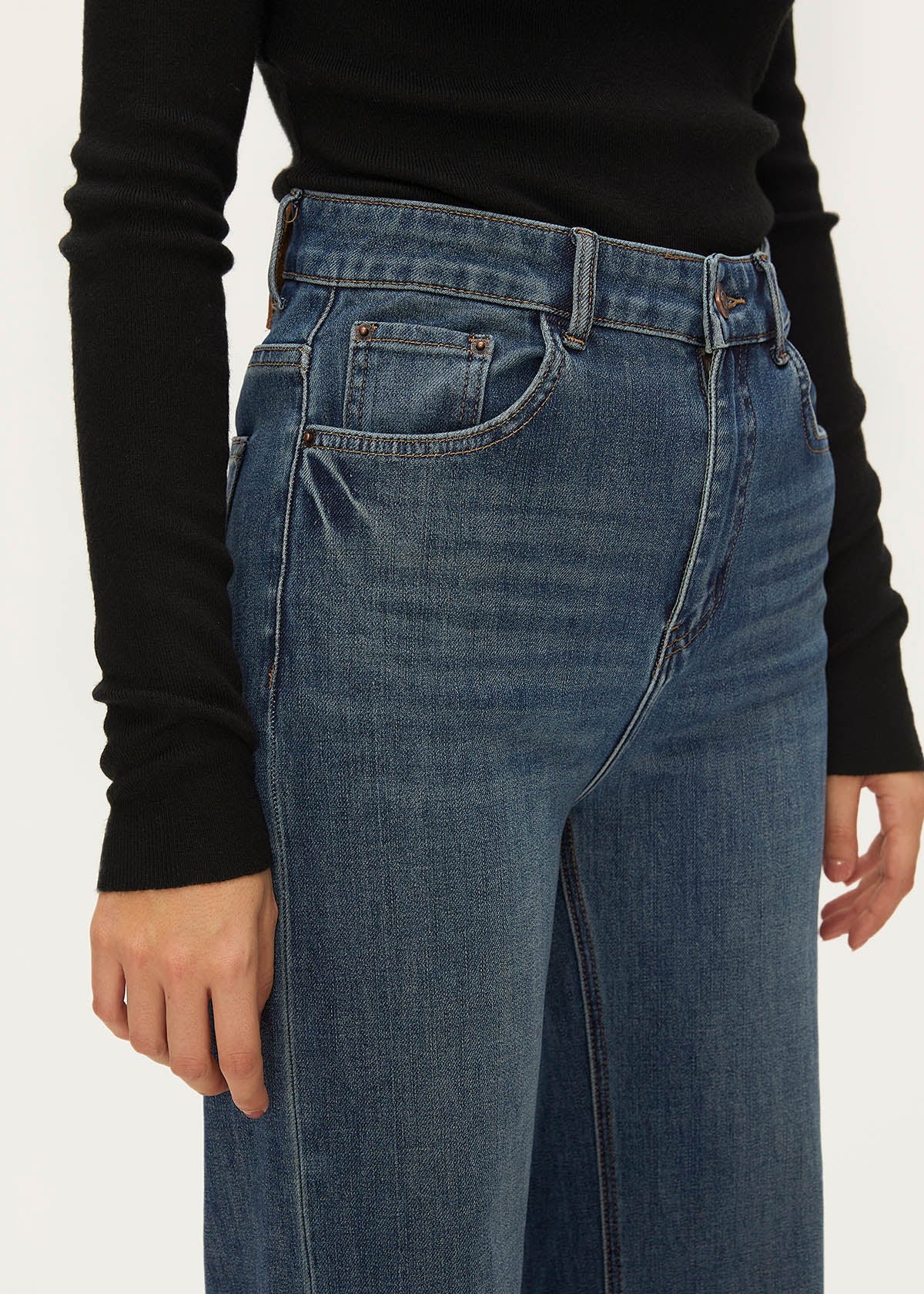 Women's High Rise Flare Jeans