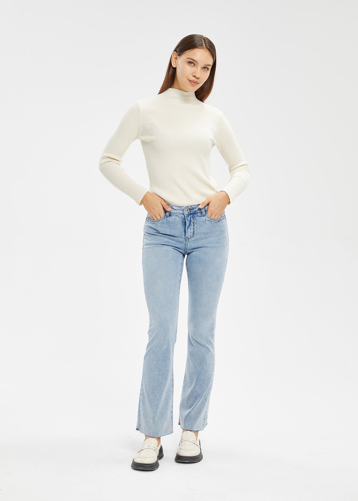 Women's Low Rise Flare Jeans