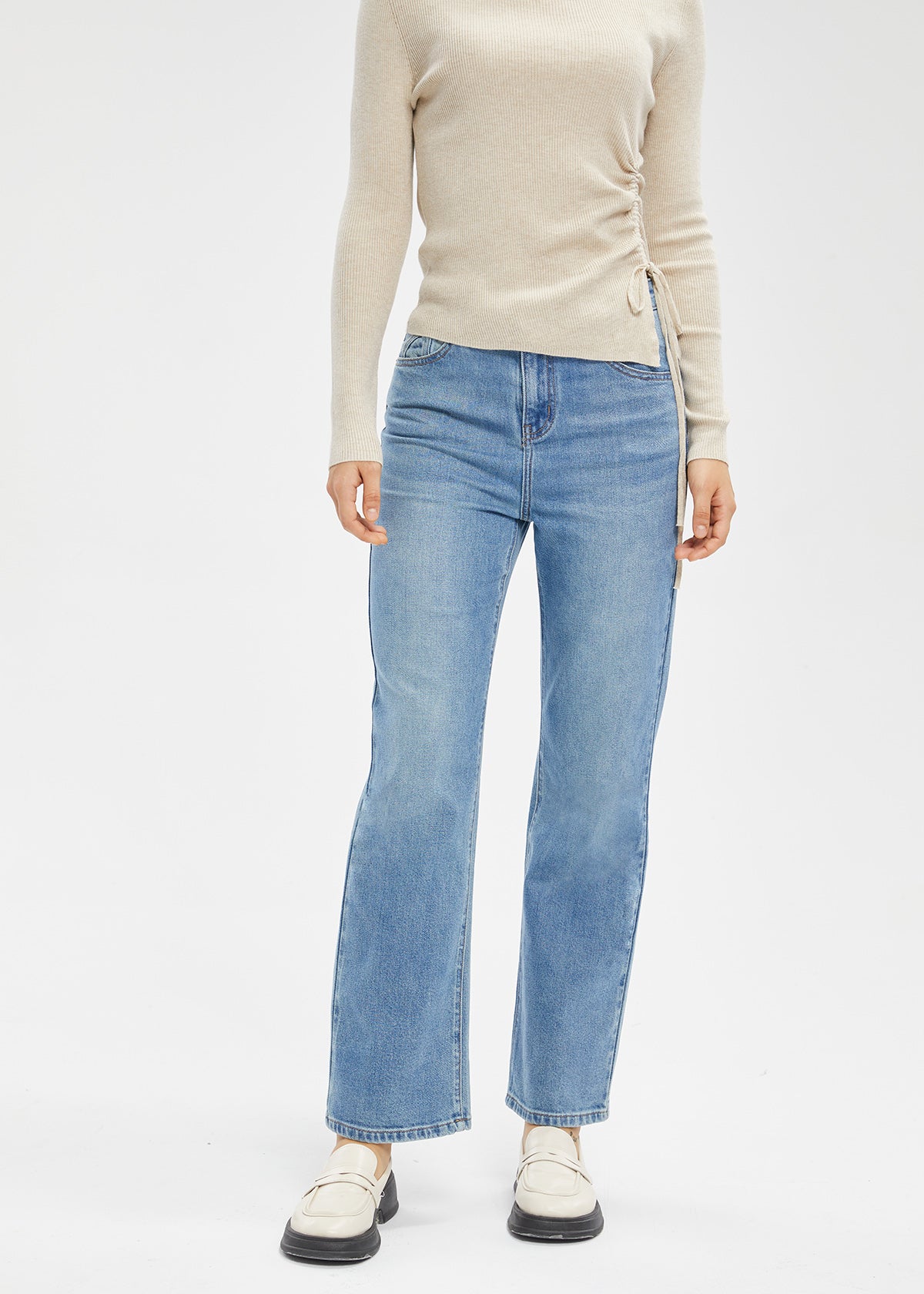 Women's Mid Rise Contrast Straight Jeans