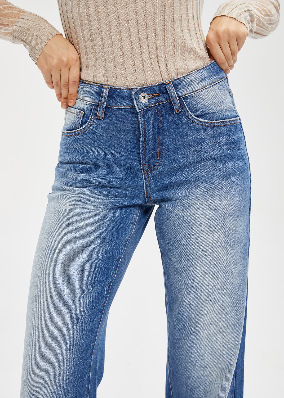 Women's Low Rise Loose Jeans