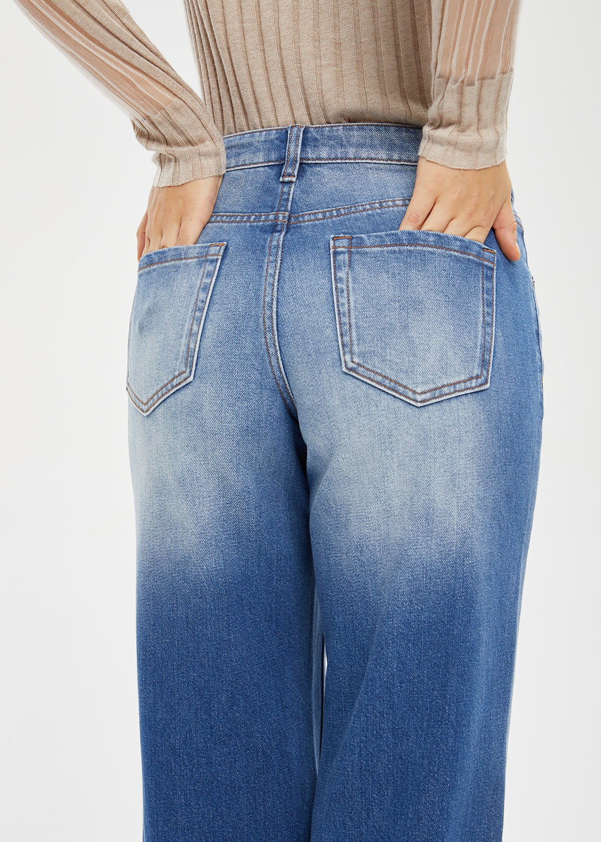 Women's Low Rise Loose Jeans