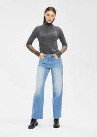 Women's Mid Rise Loose Jeans