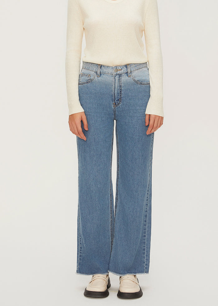 Women's Mid Rise Straight Jeans